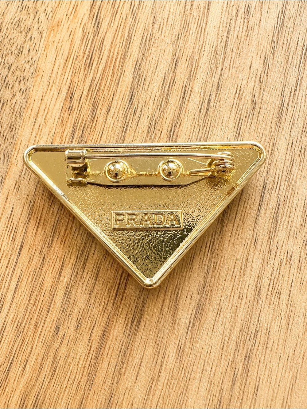 Prada White and Gold Triangle Logo Pin/brooch - Accessories - Picture 3 of 3